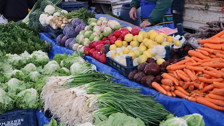 Soğuklar Sebze Fiyatlarını Vurdu: Pazarlar Ateş Pahası! İşte Güncel Meyve Sebze Fiyatları...