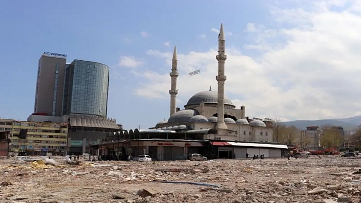 Söğütlü Cami Tartışması Alevlendi! Mimarlar Odası: 'Hesap Verecekler!'