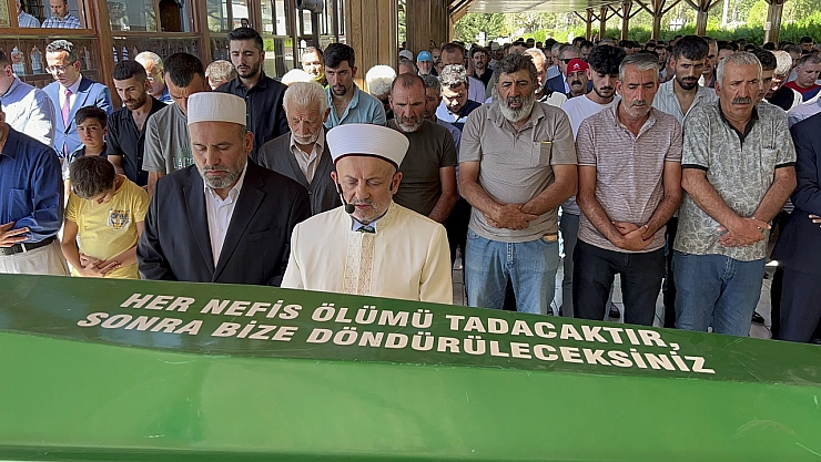 Son yolculuğuna uğurlandı