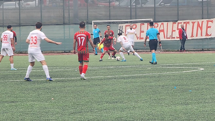 Süper Lig rakipleri 15 yıl sonra BAL'da karşılaştı: Doğu derbisinde dostluk kazandı