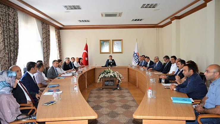 Süreç istişare edildi