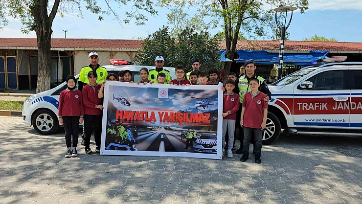 Sürücüler tek tek durduruldu