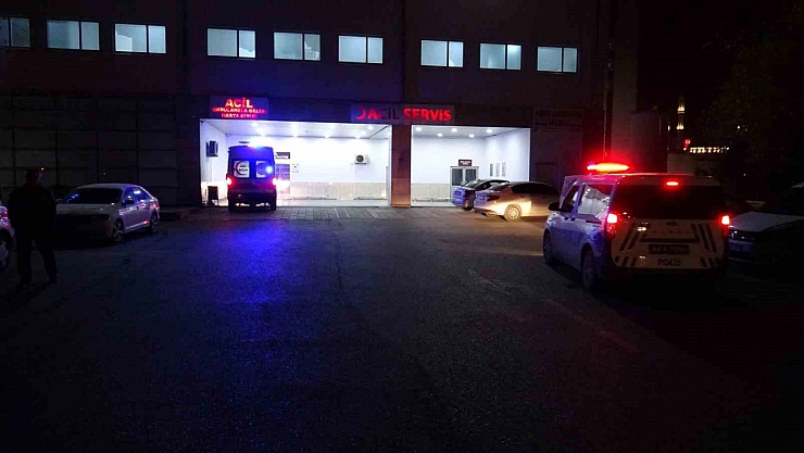 Tabanca ile vuruldu hastaneye kendi imkanlarıyla gitti