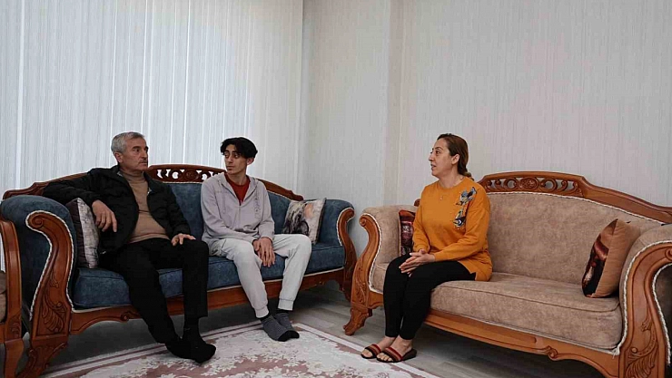 Tahmazoğlu evlere misafir oluyor