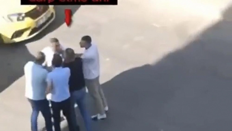Taksicilerin müşteri kavgası!