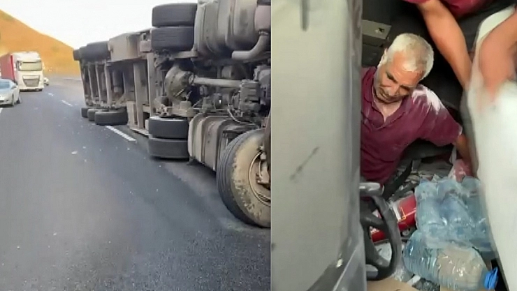 Tıra Sıkışan Sürücüyü Vatandaşlar Kurtardı