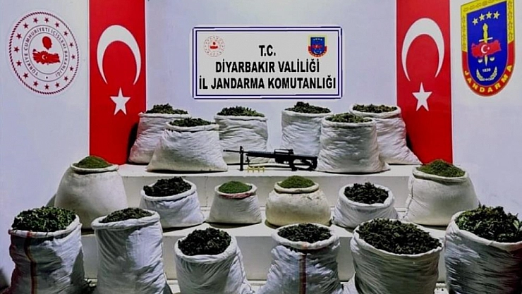 Tonlarca esrar ele geçirildi