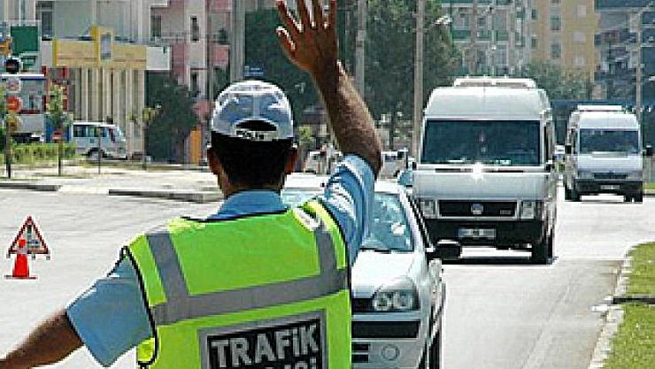 Trafik denetimleri sürüyor