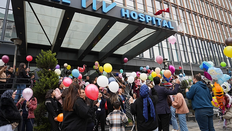 Tuğra için gökyüzüne balonlar bırakıldı