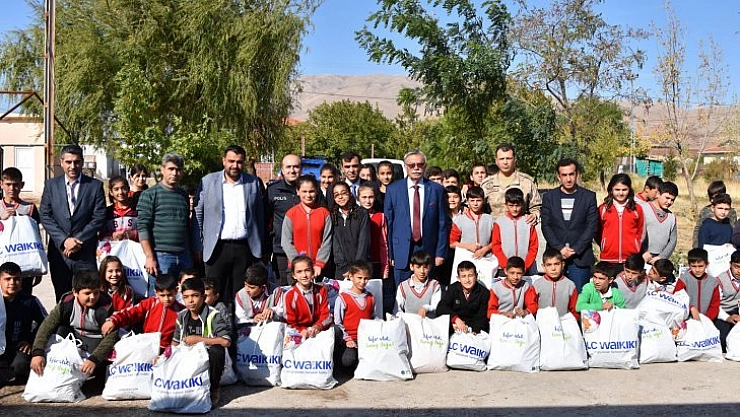 Tüm öğrencilere kışlık kıyafet