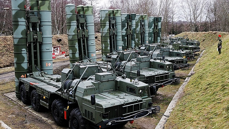 Türkiye İsveç'i NATO'ya aldı, ABD yine S-400 dedi