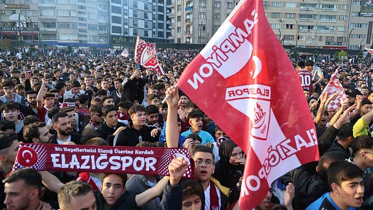 Türkiye'nin gündemi Elazığspor!