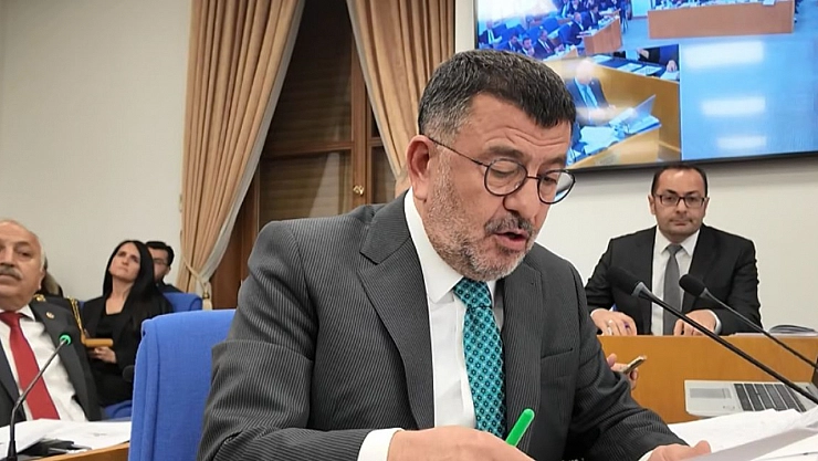 'Üç Çocuk' önerisine yoksulluk cevabı: Çocuklar beslenemiyor, 2'inci ayakkabısı yok!