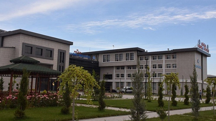 Üç fakülteye atama