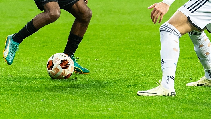 UEFA Avrupa Ligi'nde çeyrek finale çıkan takım belli oldu