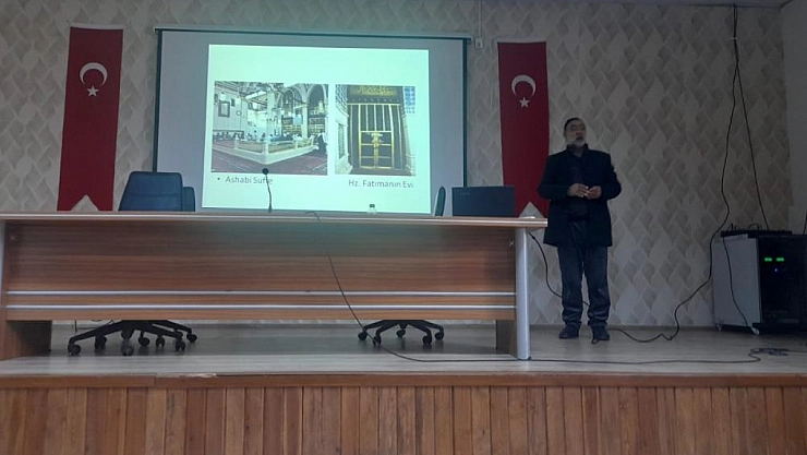 Umre Semineri Düzenlendi