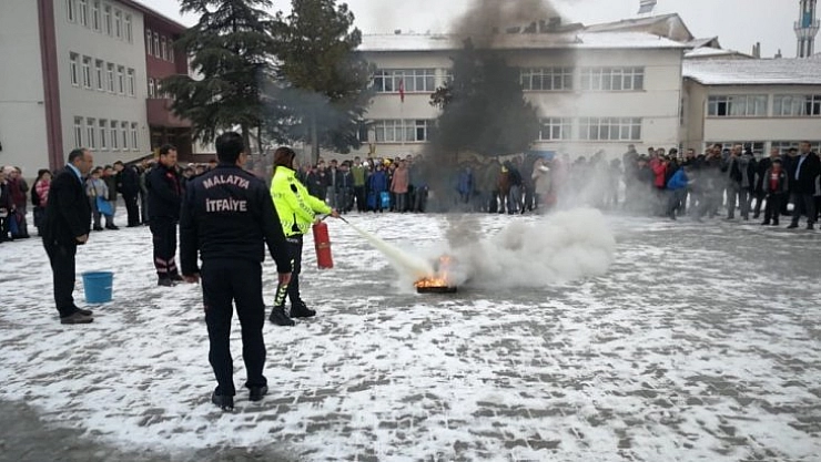 Uygulamalı yangın eğitimi