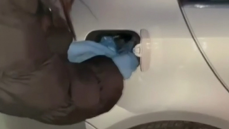 Uyuşturucu bu kez yakıt deposundan çıktı