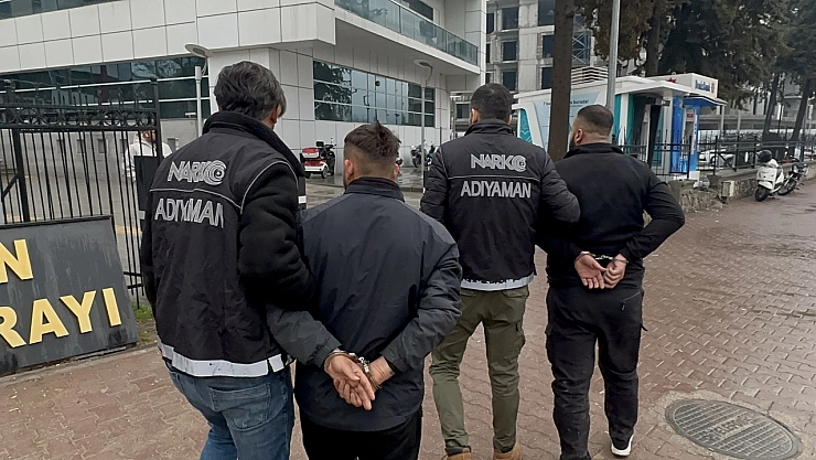 Uyuşturucu operasyonunda 2 şahıs yakalandı