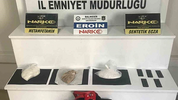 Balıkesir'de Mickey Mouse, torbacı çıktı!