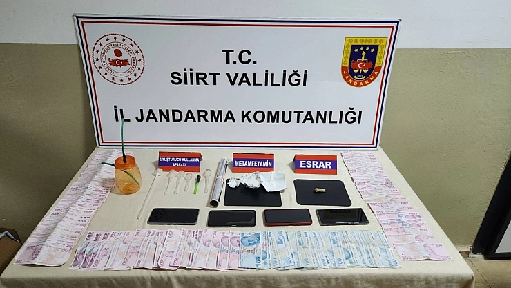 Uyuşturucu ticareti yapan 2 şüpheli tutuklandı