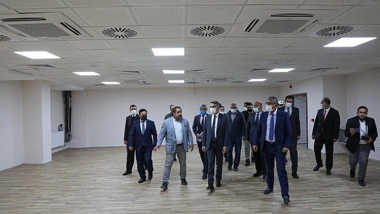 Vali Baruş Darende'de