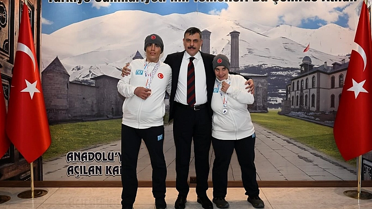 Vali Çiftçi'den anlamlı kabul
