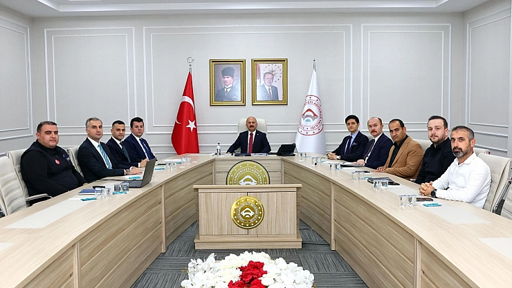 Vali yardımcıları değerlendirme toplantısı yapıldı