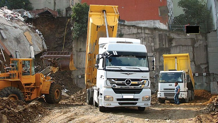 Vali Yavuz'dan hafriyat ve mikser açıklaması: 'Malatya tam bir şantiye alanı, sorunları sıfırlamayız'
