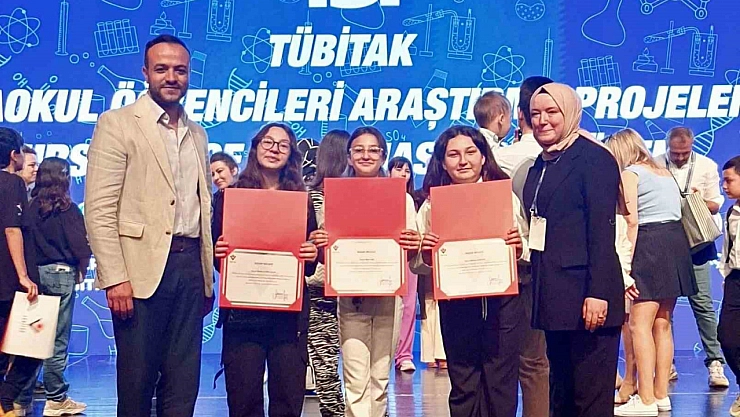 Öğrencilerinden bilimsel ve sportif başarı