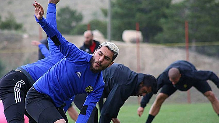 Yağmur altında çalıştılar 