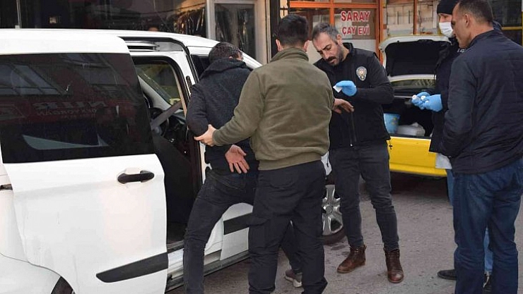 Yaraladığı kadını kaçırmaya çalıştı