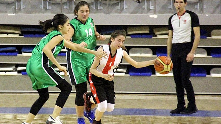 Yarı final müsabakaları başladı
