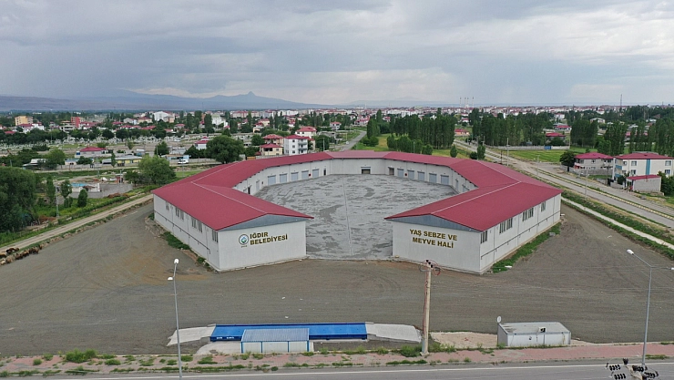 Yaş sebze ve meyve hali açılıyor