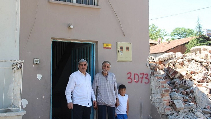 Yaşarken ölü gösterdiler