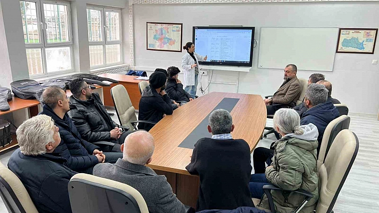 Yetiştiricilerden Sürü Yönetimi Kursuna Büyük İlgi!