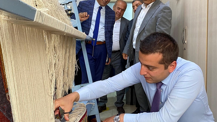 Yazıhan'da Drejan halısı kesim töreni gerçekleştirildi