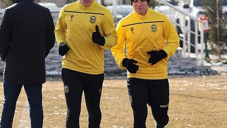 Galatasaray mesaisi sürüyor