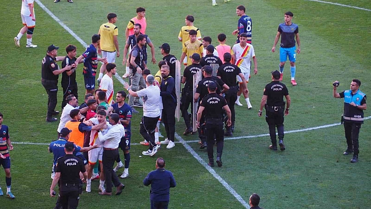 Yeni Malatyaspor son saniyede yıkıldı