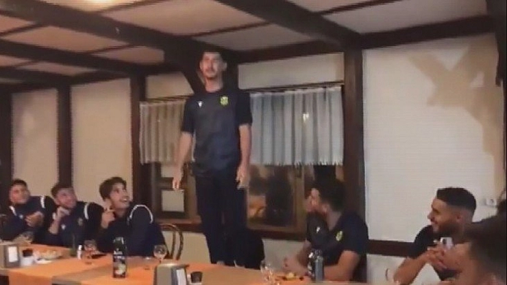 Şarkı performansları