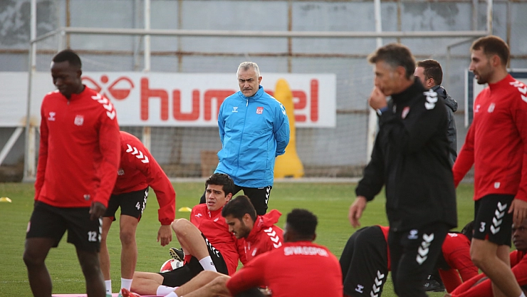 Yeni teknik direktörden ilk mesaj!