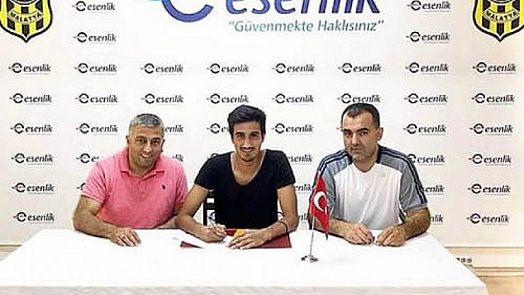 Altyapıdan 3 isim profesyonel oldu
