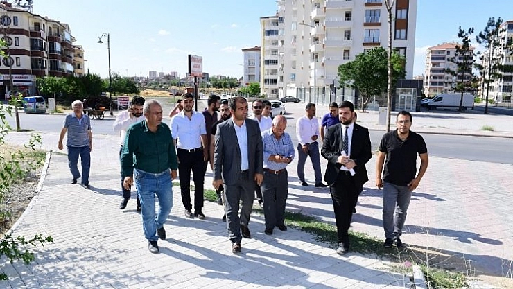 Yeşilyurt vatandaşı dinliyor