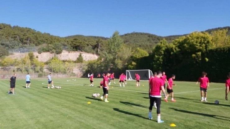 Kamp çalışmaları sürüyor