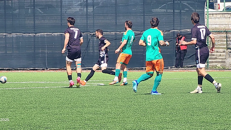 Yeşilyurtspor 9 köşe: Dersimspor'u sahadan sildi!