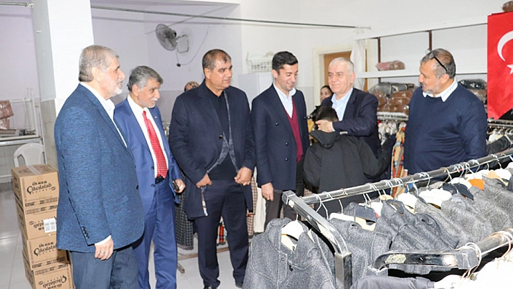 Yetimlerin yüzü güldü