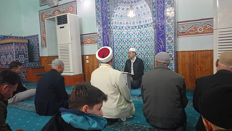 Yılın en uzun gecesinde tefekkür programı düzenlendi