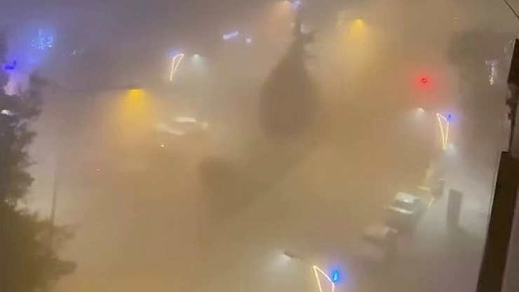 Yoğun sisde göz gözü görmedi