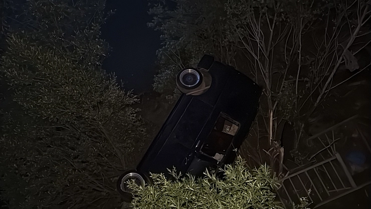 Yoldan çıkan minibüs Kızılırmak'a uçtu