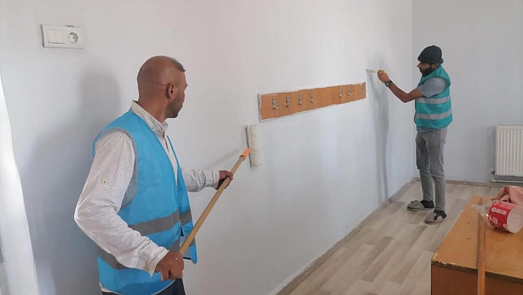Yükümlüler okulları yeni döneme hazırlıyor